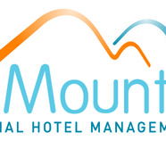 Blue Mountains International Hotel Management School - Airlie Beach Holiday