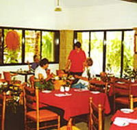 Blackall's Acacia Motor Inn - Airlie Beach Holiday