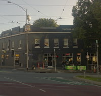 Bev amp Mick's Turf Club Hotel - Airlie Beach Holiday