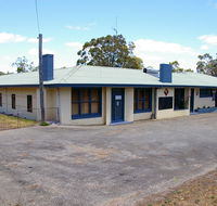 Rocky Gully Pub - Airlie Beach Holiday