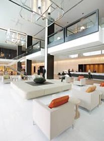 Crown Promenade Hotel - Airlie Beach Holiday 0