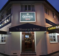 Shamrock Hotel - Airlie Beach Holiday