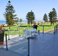 Clarion Suites Mullaloo Beach - Airlie Beach Holiday