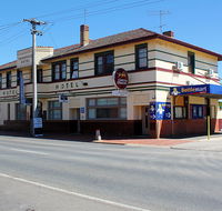 Bullocks Head Tavern - Airlie Beach Holiday