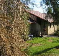 Bega Valley Backpackers Haven Motel - Airlie Beach Holiday