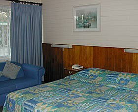 Balranald Sturt Motel - Airlie Beach Holiday 0