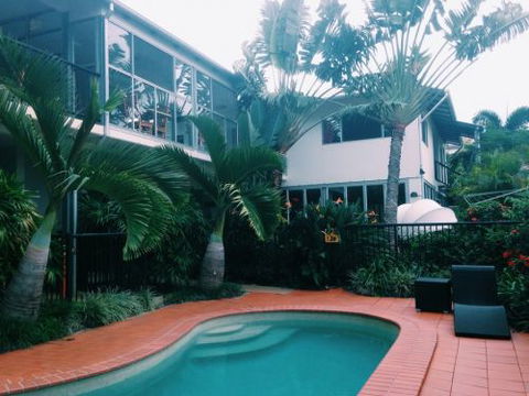 Childers Oasis Motel - Airlie Beach Holiday 1