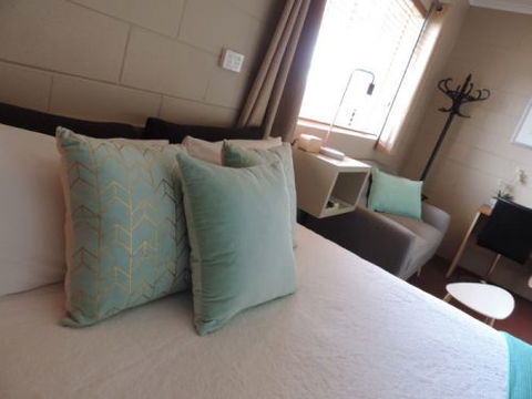 Childers Oasis Motel - Airlie Beach Holiday 3