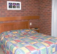 Two Rivers Motel - Airlie Beach Holiday