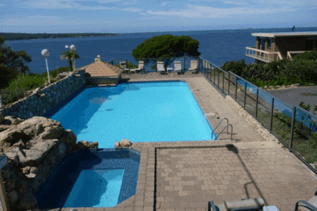 Eagle Heights Holiday Units - Airlie Beach Holiday