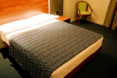 Brisbane International - Rocklea - Airlie Beach Holiday