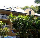 The York Beachfront Holiday Apartments - Airlie Beach Holiday