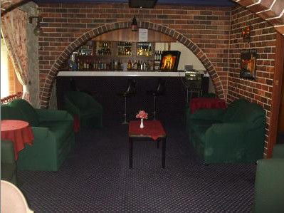 Dombarton NSW Airlie Beach Holiday