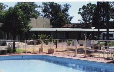 The Ashwood Motor Inn - Airlie Beach Holiday 1