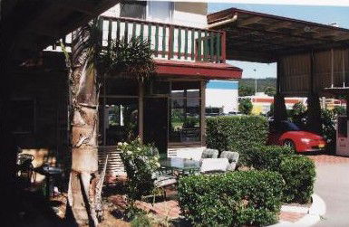 The Ashwood Motor Inn - Airlie Beach Holiday 3