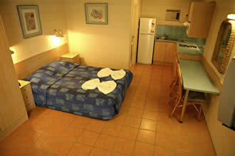 All Seasons Cairns Gateway Resort - Airlie Beach Holiday 0