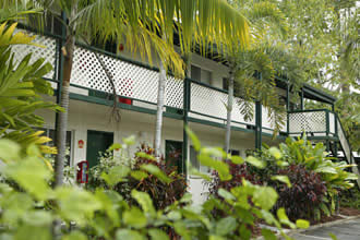 All Seasons Cairns Gateway Resort - Airlie Beach Holiday 1