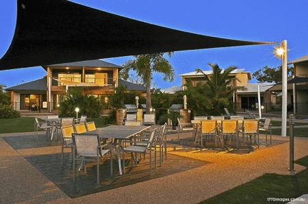 The Edge on Beaches - Airlie Beach Holiday
