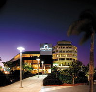 Shangri-la Hotel The Marina Cairns - Airlie Beach Holiday