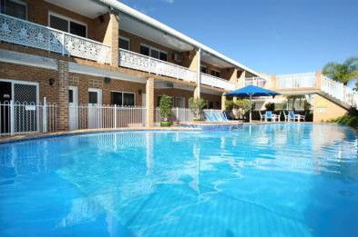 The Hermitage - Airlie Beach Holiday 0