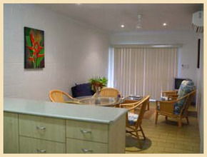 Apollo Jewel Beachfront Apartments - Airlie Beach Holiday 3