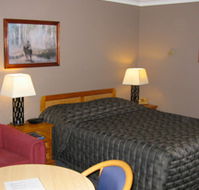 Highlands Motor Inn - Airlie Beach Holiday