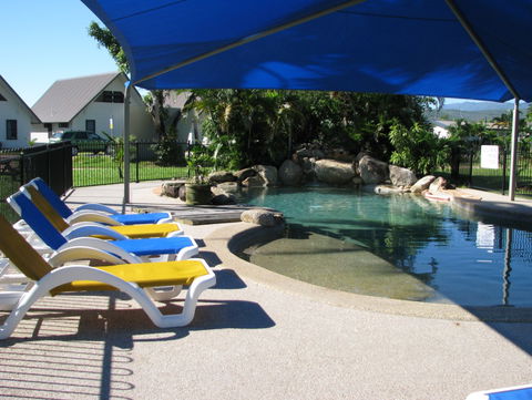 Cardwell Beachcomber Motel & Tourist Park - Airlie Beach Holiday 1