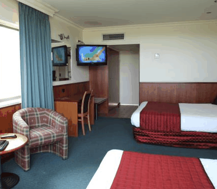 Berri Resort Hotel - Airlie Beach Holiday