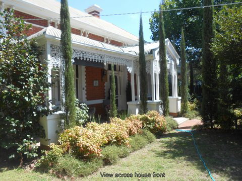 Belmont Bed & Breakfast - Airlie Beach Holiday 0