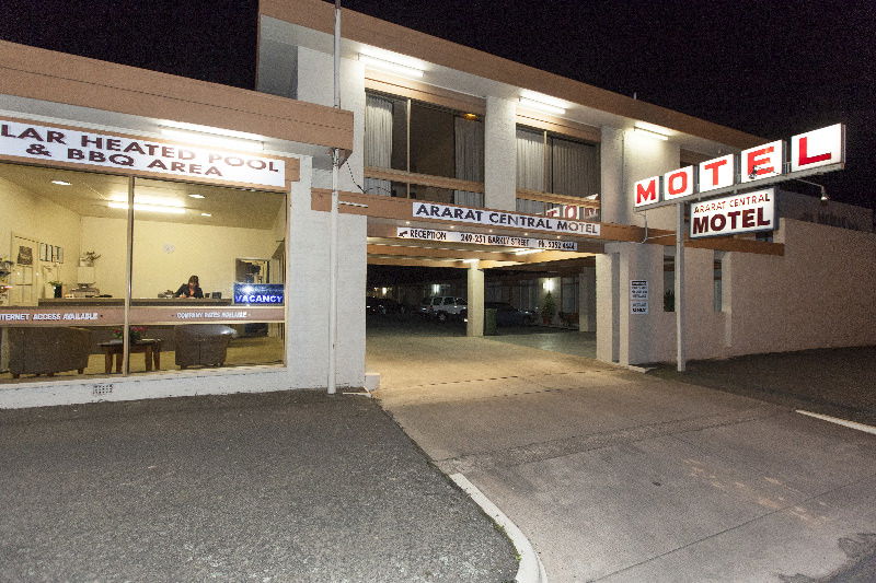 Ararat VIC Airlie Beach Holiday