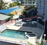 Cullen Bay Serviced Apartments - Airlie Beach Holiday