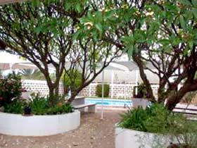 Inland Oasis Motel - Airlie Beach Holiday 0