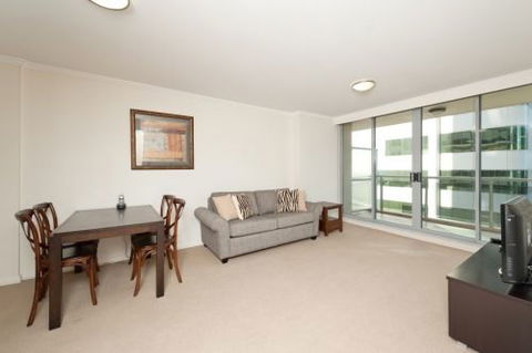 Astra Apartments - Chatswood - Airlie Beach Holiday 1