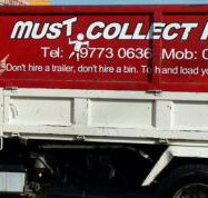 Must Collect Rubbish - Airlie Beach Holiday