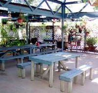 Kinnon amp Co Outback Lodges  - Airlie Beach Holiday