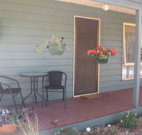Waterfall Cottage - Airlie Beach Holiday