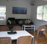 Seaside Cottage - Airlie Beach Holiday
