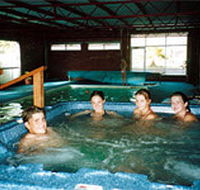 Allandale Wood Chalets - Airlie Beach Holiday