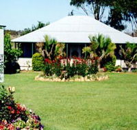 Clovely Cottage - Airlie Beach Holiday