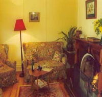 Gold Creek Cottage - Airlie Beach Holiday