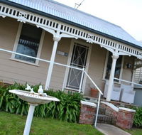 The Little Bird House - Airlie Beach Holiday