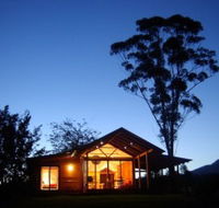 Promised Land Cottages - Airlie Beach Holiday