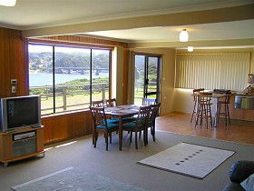 Authur River Beach House - Airlie Beach Holiday 0
