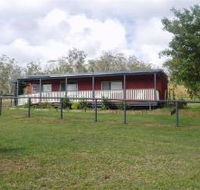 Mulgowie Country Cabins - Airlie Beach Holiday