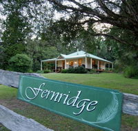 Fernridge Farm Cottage - Airlie Beach Holiday