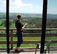 Pindari Holiday Farm And Restaurant accommodation - Airlie Beach Holiday