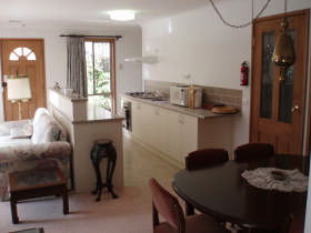 Adrienne's Place On Hill - Airlie Beach Holiday 0