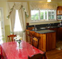 Agather By The Sea - Airlie Beach Holiday