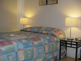 Adelaide Home Accommodation Number 22 - Airlie Beach Holiday 0