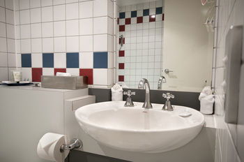 Crossley Hotel Melbourne - Airlie Beach Holiday 21